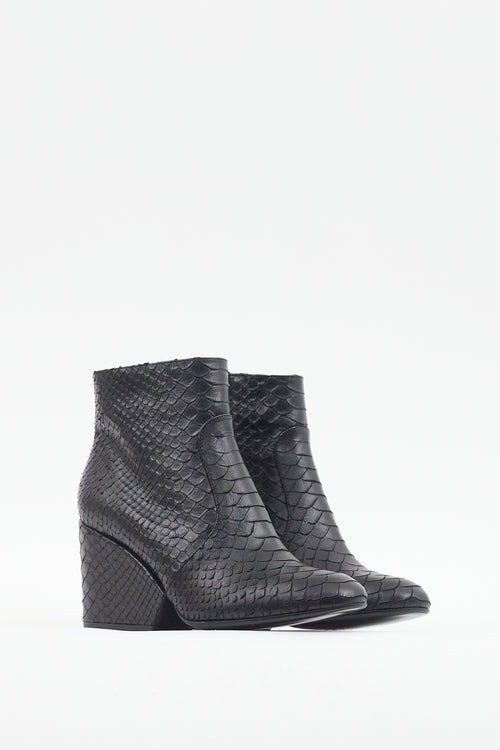 Robert Clergerie Black Textured Leather Wedge Heel Boot