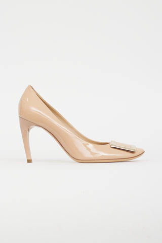 Roger Vivier Beige Patent Leather Gold Buckle Pump