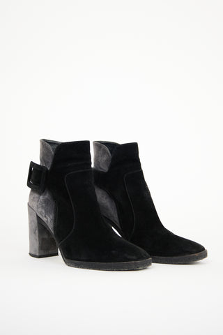 Roger Vivier Black 
Grey Suede Boot