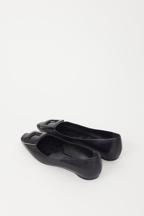 Roger Vivier Black Leather Trompette Flat