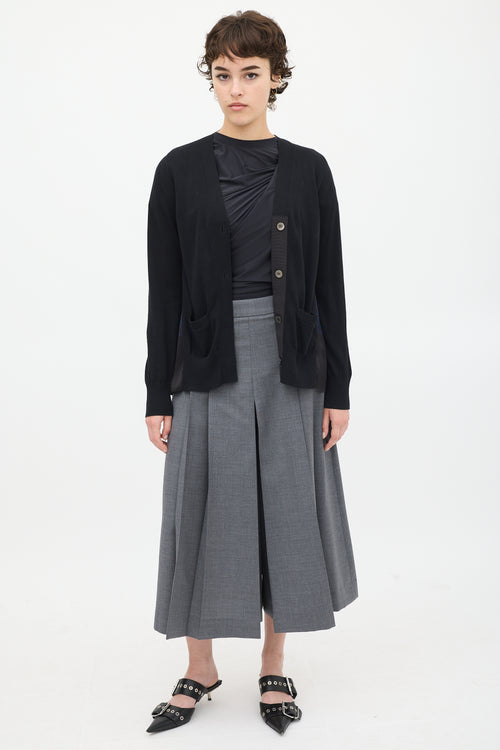 Sacai Black 
Navy Knit Pleated Cardigan