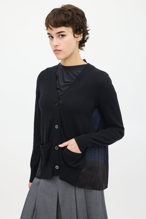 Sacai Black 
Navy Knit Pleated Cardigan