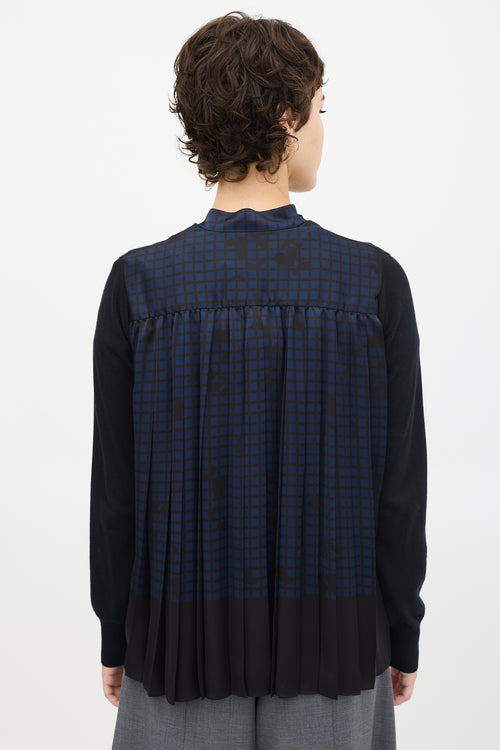 Sacai Black 
Navy Knit Pleated Cardigan