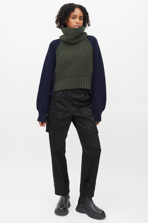 Sacai Navy 
Green Ribbed Knit Sweater