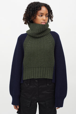 Sacai Navy 
Green Ribbed Knit Sweater