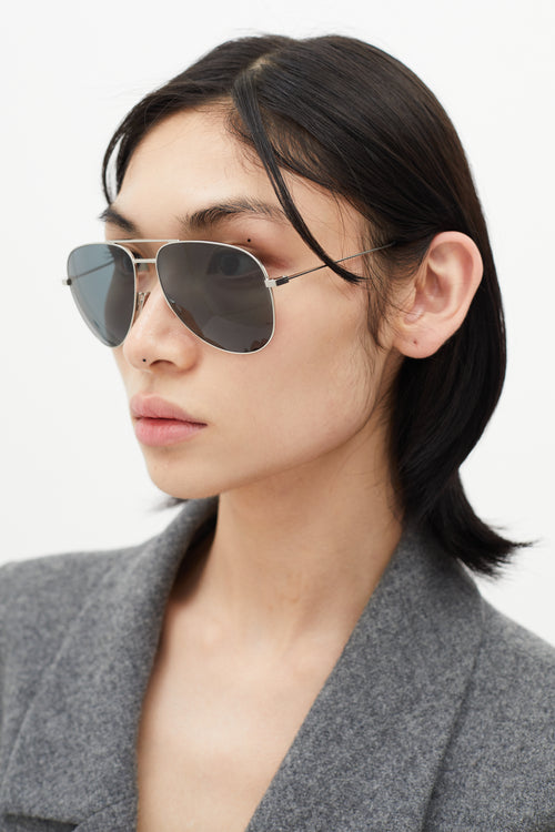 Saint Laurent Silver 
Black Classic 11 Aviator Sunglasses