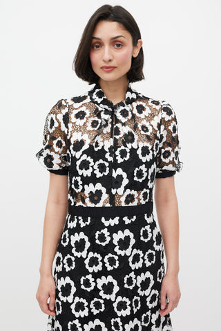 Self-Portrait Black 
White Short Sleeve Abstract Guipure Dress