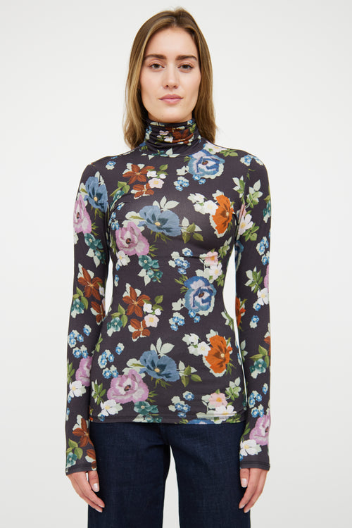 Smythe Black 
Multi Fitted Floral Top