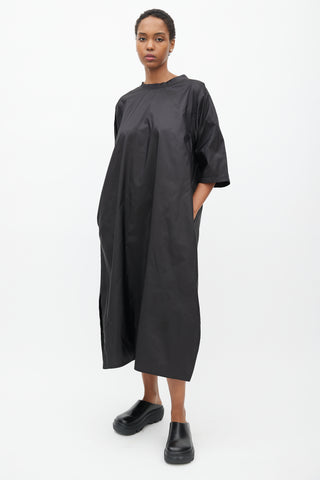 Sofie D
Hoore Black Silk Dress