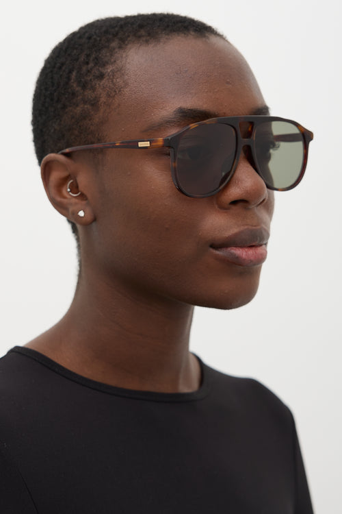 Sporty 
Rich Brown Marbled N.03 Aviator Sunglasses