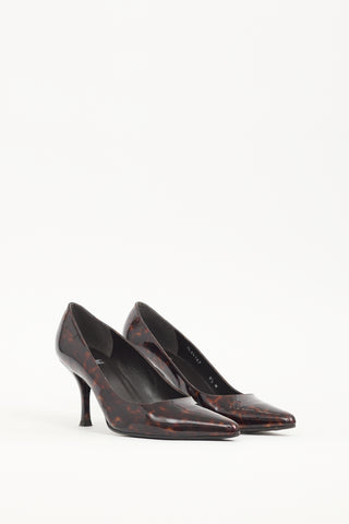 Stuart Weitzman Brown 
Black Patent Leather Pump