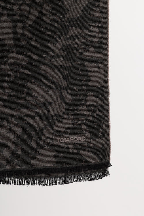 Tom Ford Black 
Grey Wool Camo Fringe Scarf