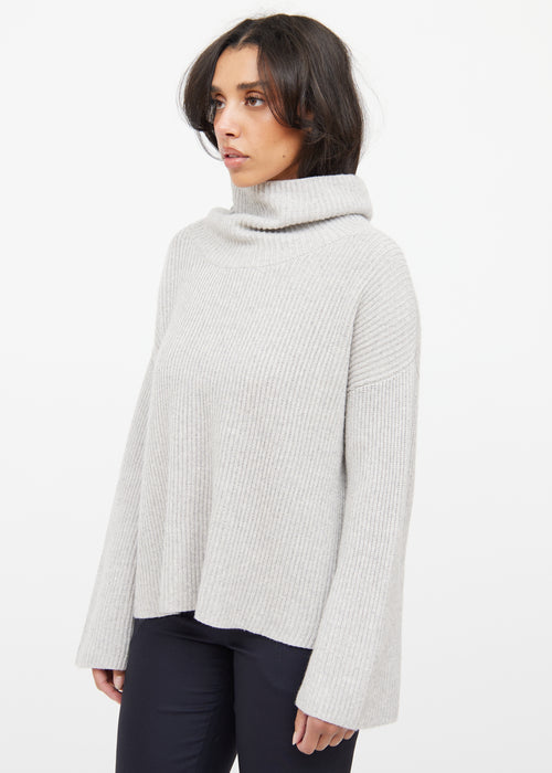 The Row Grey Cashmere 
Silk Knit Sweater