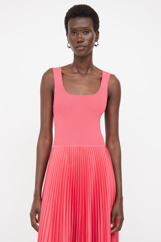 Theory Pink Ribbed 
Pleated Maxi Dress