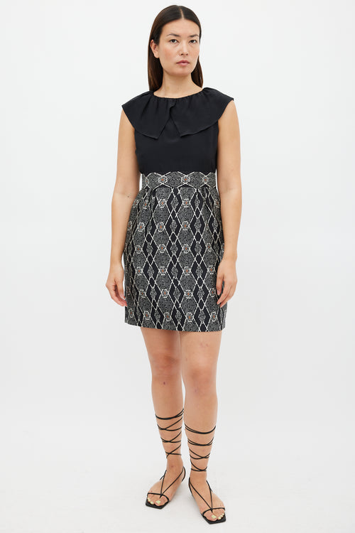 Tibi Black 
White Geometric Printed Sheath Dress