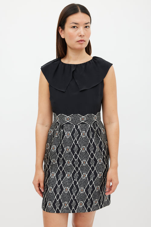 Tibi Black 
White Geometric Printed Sheath Dress