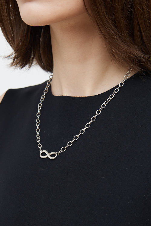 Tiffany 
Co. Sterling Silver Infinity Chain Necklace