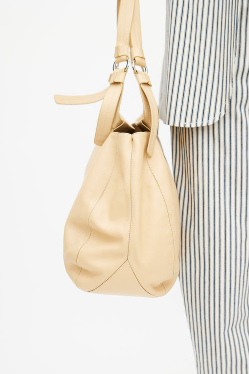 Tod
s Beige Leather Tote Bag