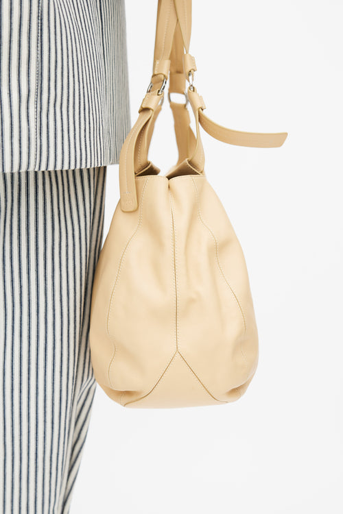 Tod
s Beige Leather Tote Bag