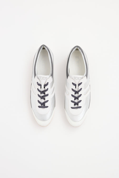 Tod
s White 
Silver Trim Sneaker