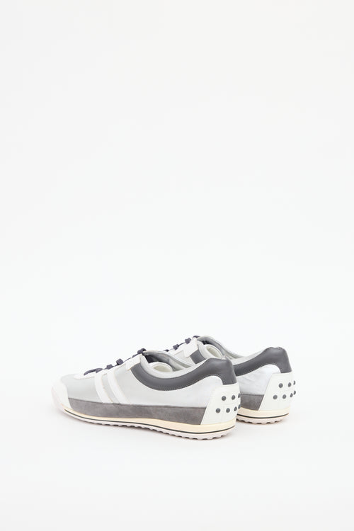 Tod
s White 
Silver Trim Sneaker