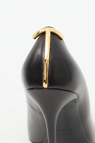 Tom Ford Black Leather Logo Pump