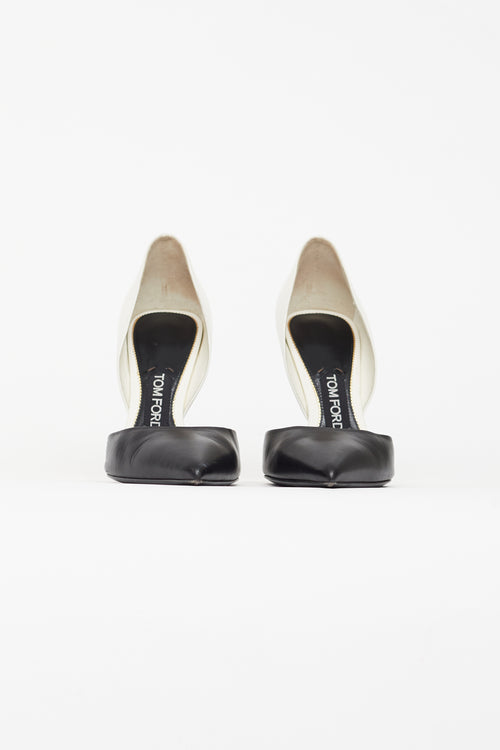 Tom Ford Black 
White D
Orsay Pump