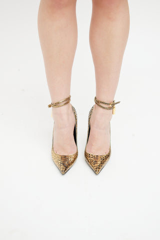 Tom Ford Gold Embellished Padlock Pumps