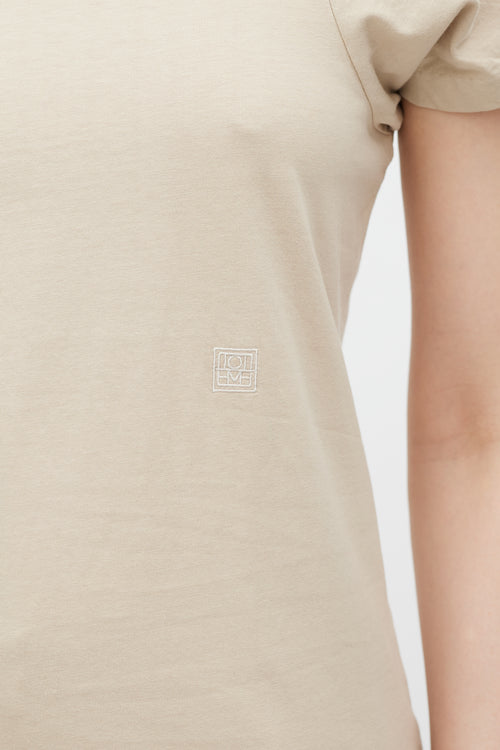 Totême Beige Embroidered Logo Curved Seam T-Shirt