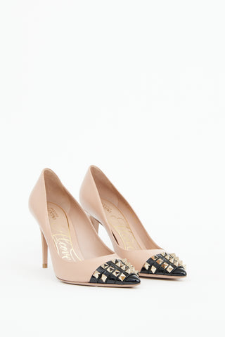 Valentino Beige 
Black Alcove Rockstud Pump