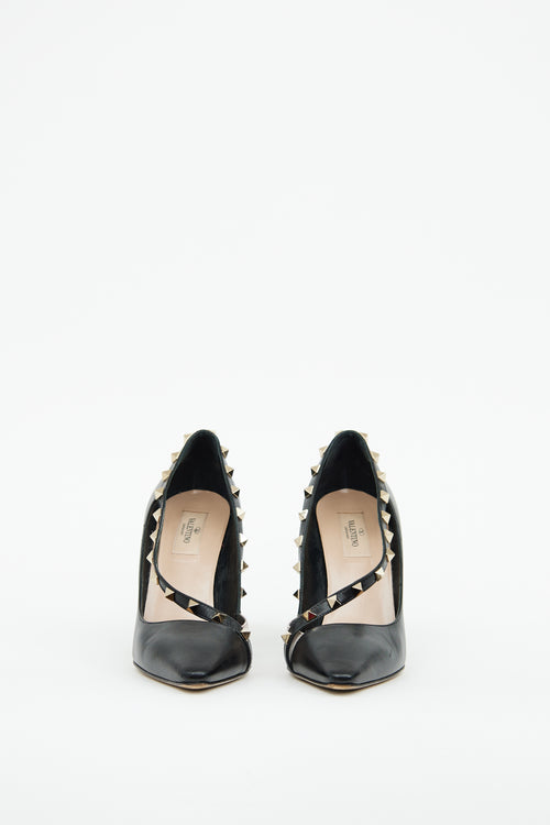 Valentino Black 
Beige Leather Rockstud Pump