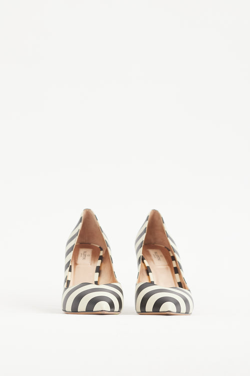 Valentino Cream 
Black Striped Pump