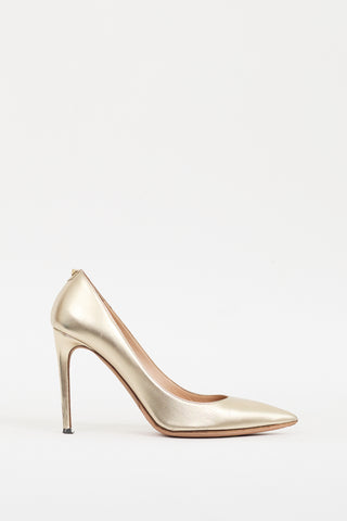 Valentino Gold Leather Single Rockstud Pump