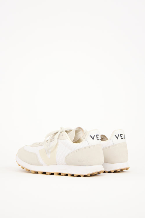 Veja White 
Grey Mesh Rio Branco Sneaker