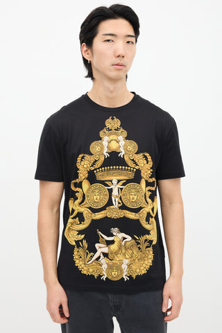 Versace Black 
Gold Baroque Graphic T-Shirt