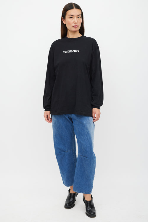 Vetements Black 
White Logo Top