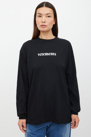 Vetements Black 
White Logo Top