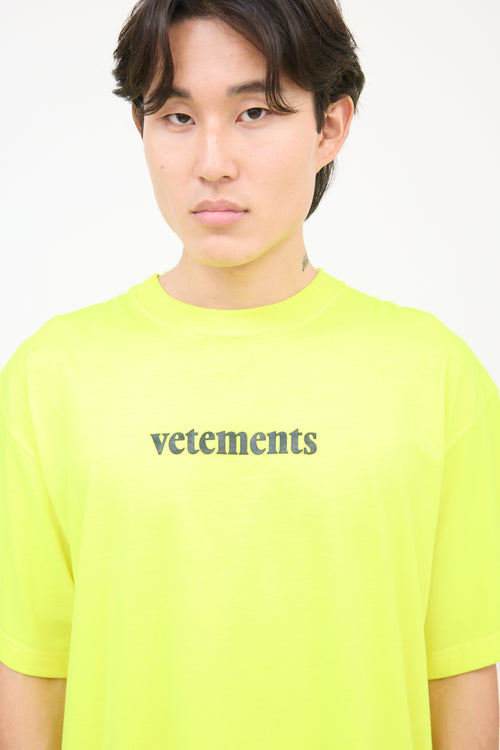 Vetements SS 2020 Neon Yellow Shipping Label Graphic T-Shirt