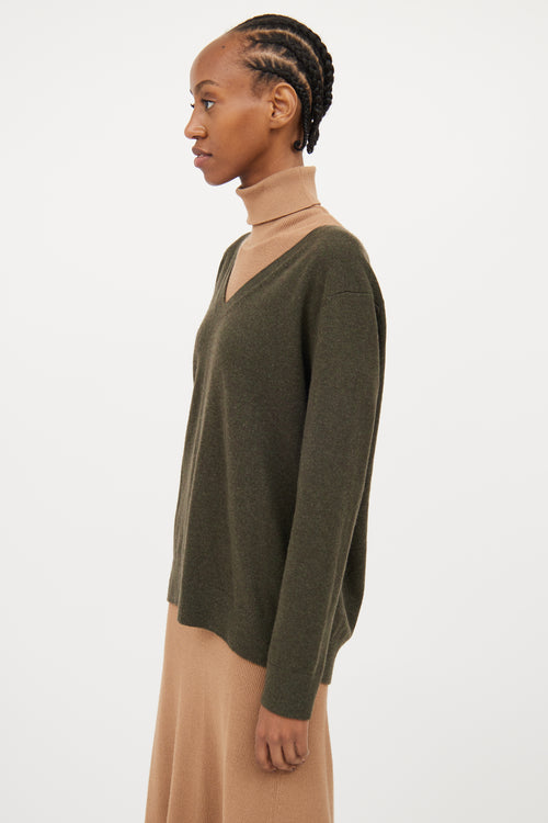 Vince Brown 
Green Cashmere V Neck Sweater