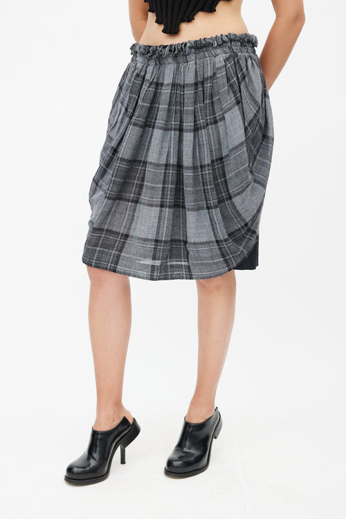 Vivienne Westwood Grey 
Black Plaid Knit Skirt