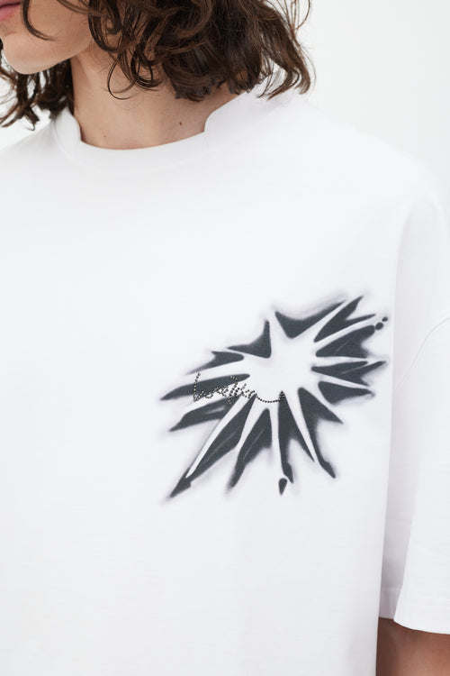 We11done White 
Black Embellished Spray Graphic T-Shirt