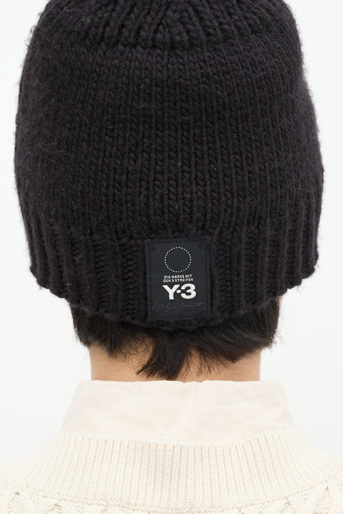 Y-3 Black 
White Knit Ribbed Beanie