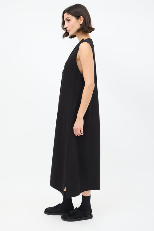 Y
s Black Cotton Pleated Sleeveless A-Line Dress