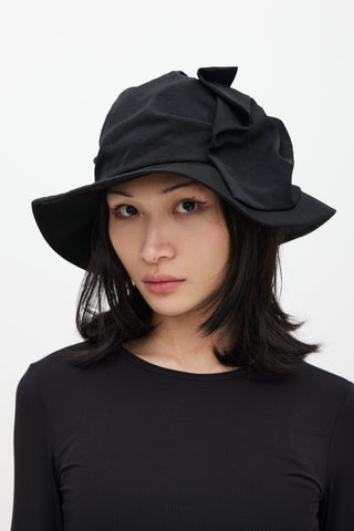 Y
s Black Ruffled Hat