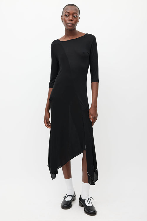 Y
s Black 
White Asymmetrical Dress