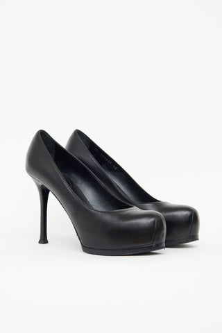 Yves Saint Laurent Black Tribtoo Pump