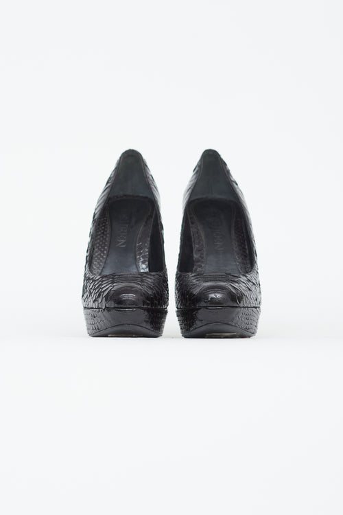 Alexander McQueen Black Textured Leather Platform Pump