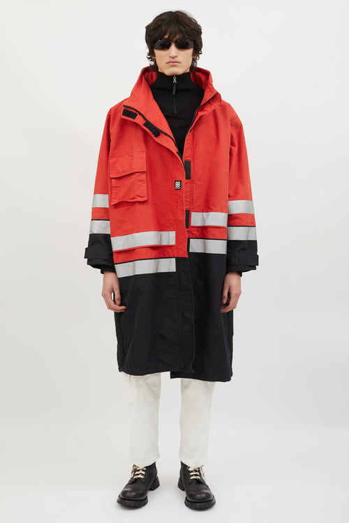 Balenciaga Resort 18 Red 
Black Canvas Pulled Parka