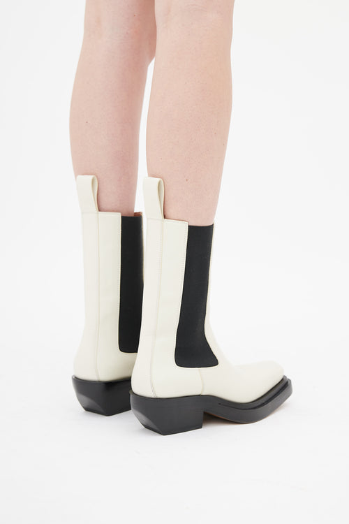 Bottega Veneta White 
Black Leather The Lean Chelsea Boot