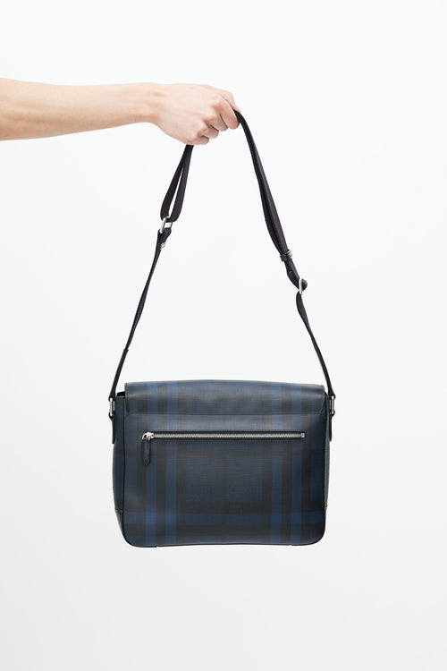 Burberry Navy 
Black Nova Check Shoulder Bag